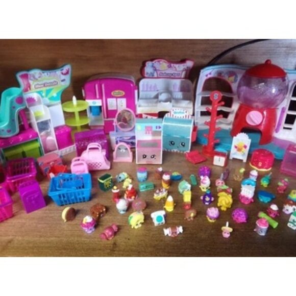 Shopkins Sets And Figures Lot - Picture 1 of 11